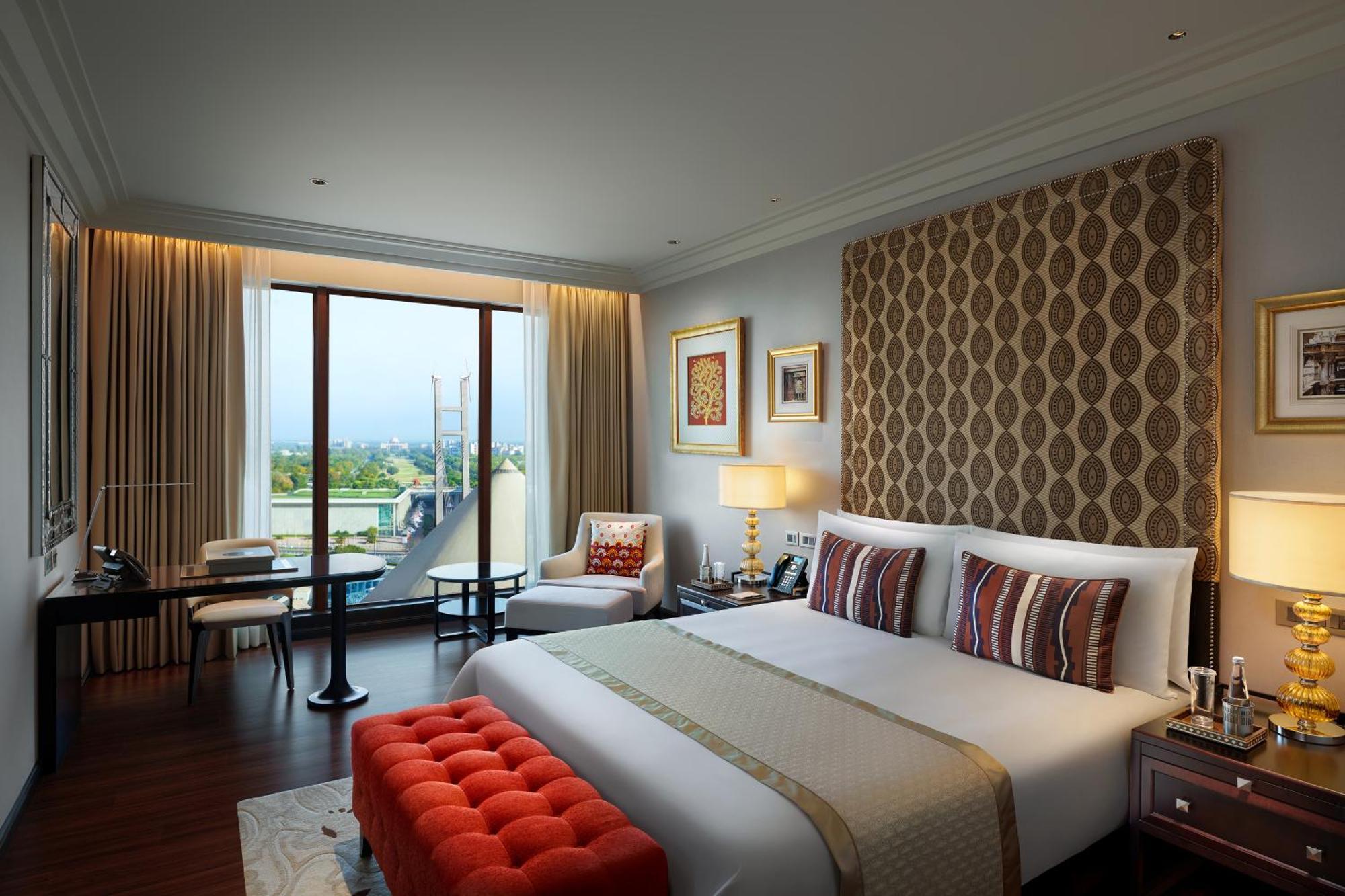 The Leela Gandhinagar Hotel Buitenkant foto